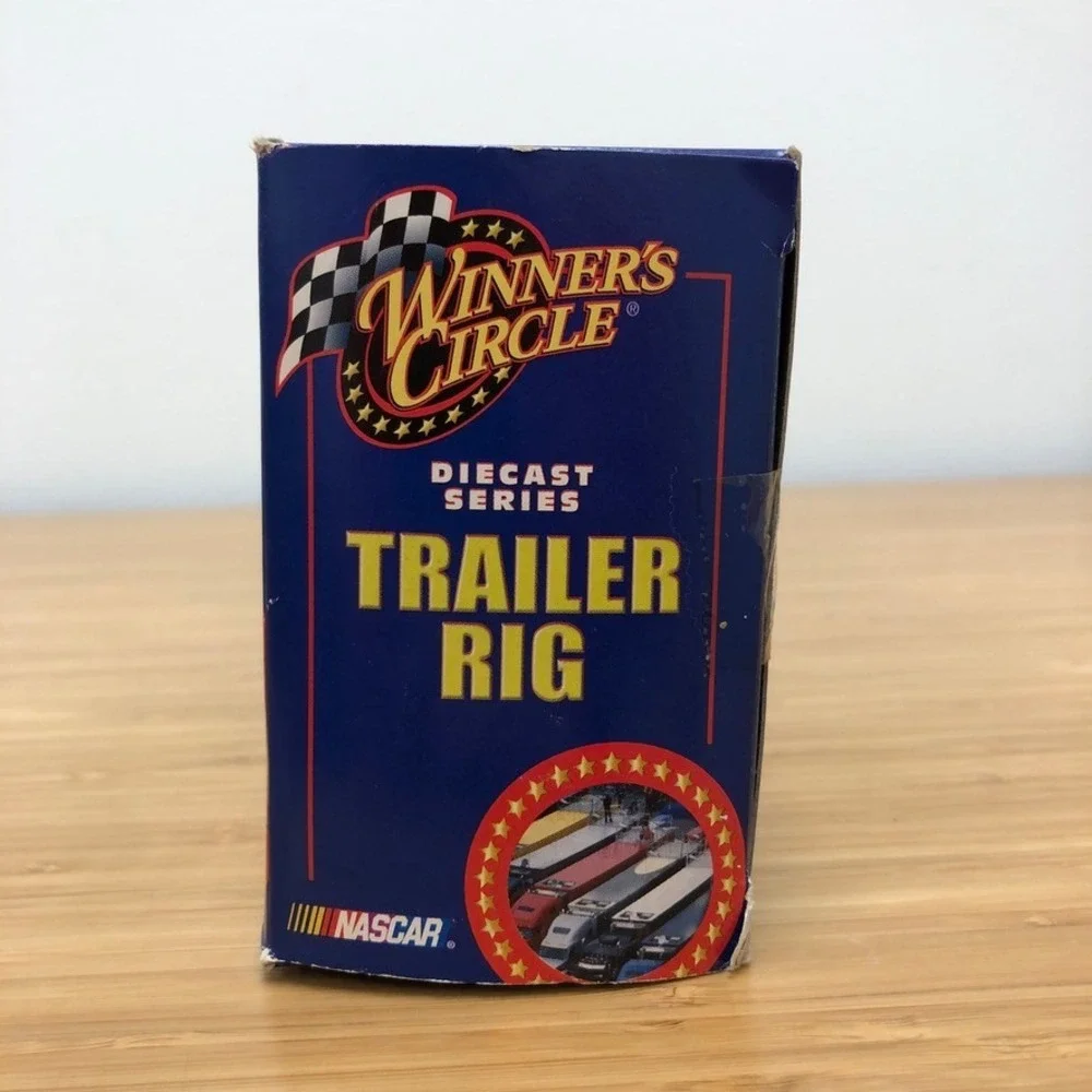 Winner's Circle NASCAR Trailer Rig Dale Jarrett #88 UPS Brown White Diecast 1:64